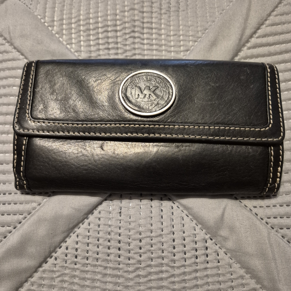 Michael Kors Black Leather Wallet with Logo